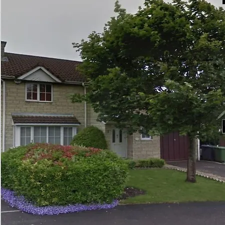 Gorgeous 4 Bed Detached House Villa Bristol