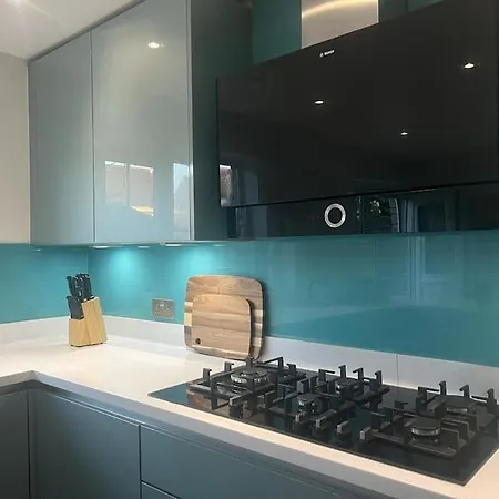 Gorgeous 4 Bed Detached House *